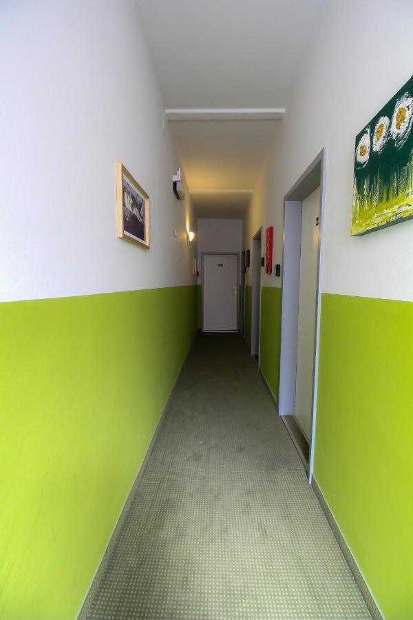 Private Double Bed Room With Bathroom Wien Ngoại thất bức ảnh